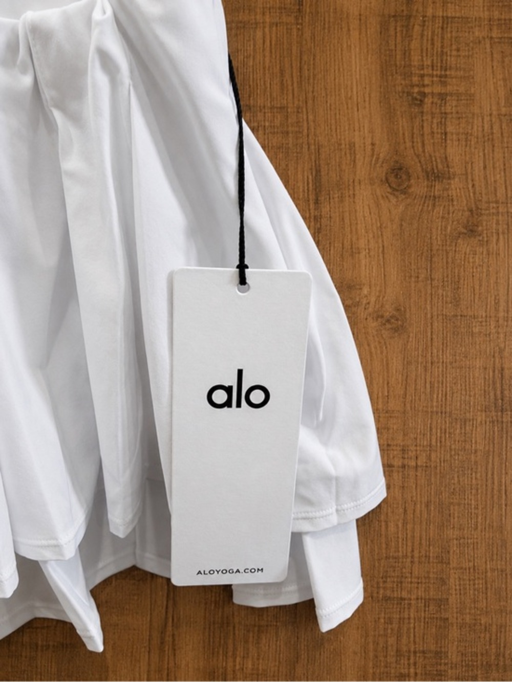 Alo White Double Or Nothing Tennis Skirt - Picture 3 of 3